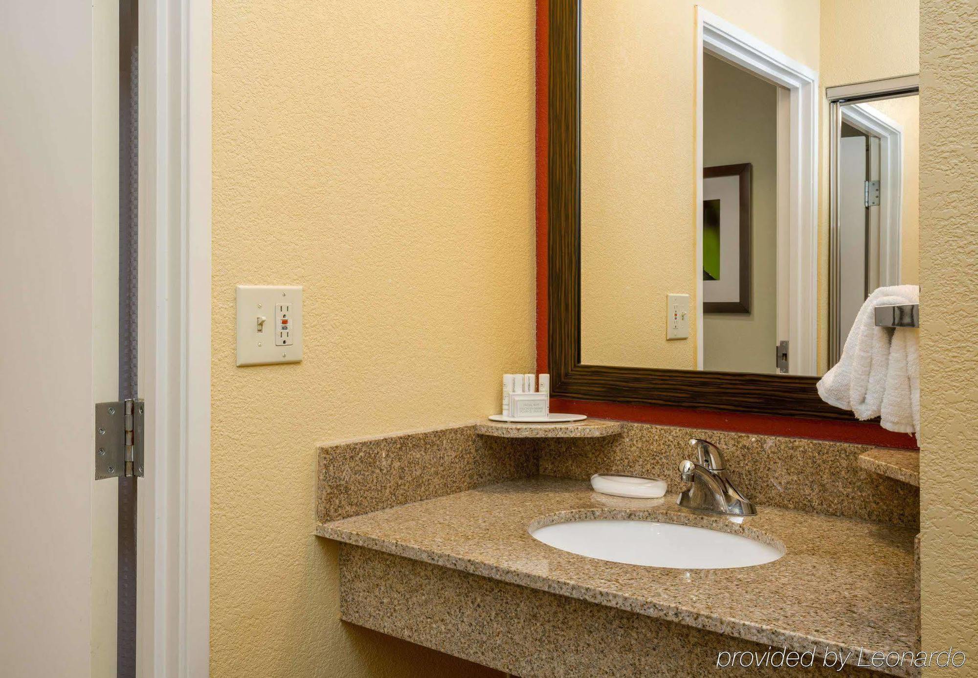 Hotel Courtyard By Marriott Monroe Airport Extérieur photo